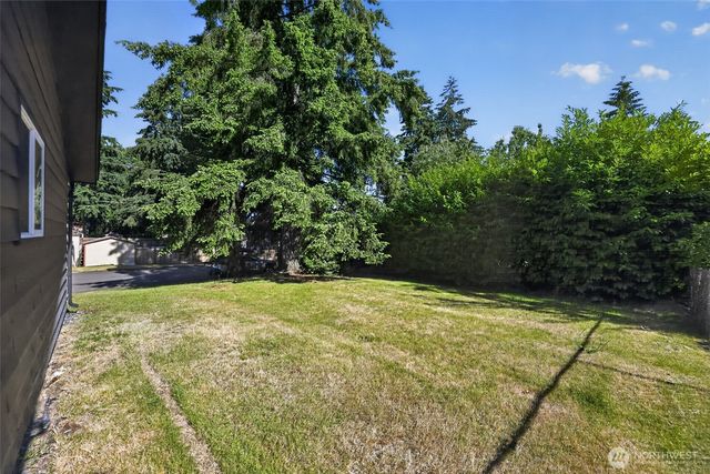 33907 23rd Avenue SW, Federal Way, WA 98023