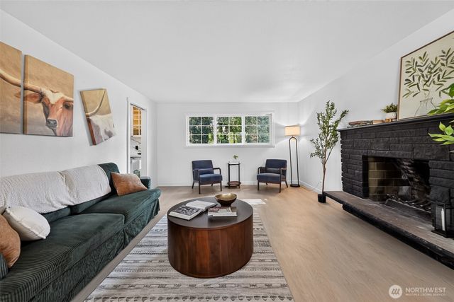 33907 23rd Avenue SW, Federal Way, WA 98023