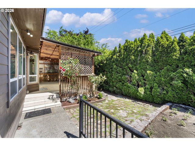 603 Ne 171ST Ave, Vancouver, WA 98684