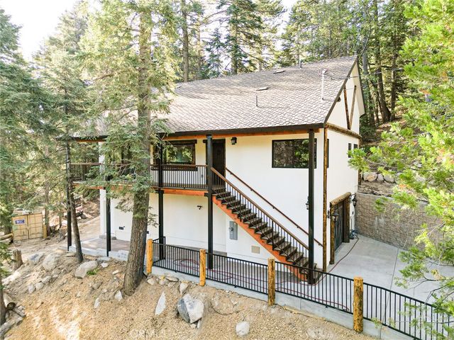 26325 Jacqueline Rd, Twin Peaks, CA 92391