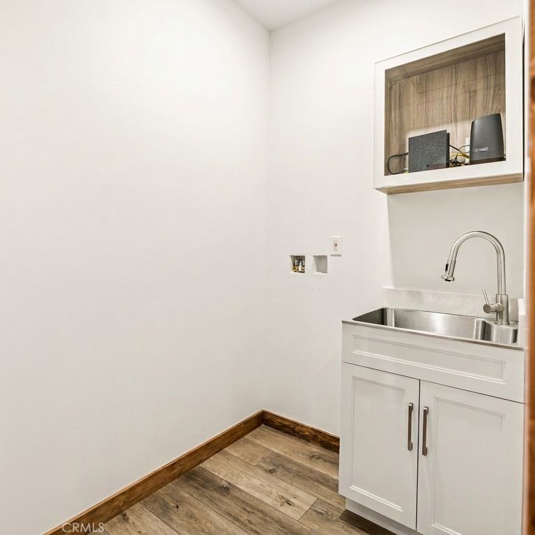 Image 19 of property listing at 26325 Jacqueline Rd, Twin Peaks, CA 92391