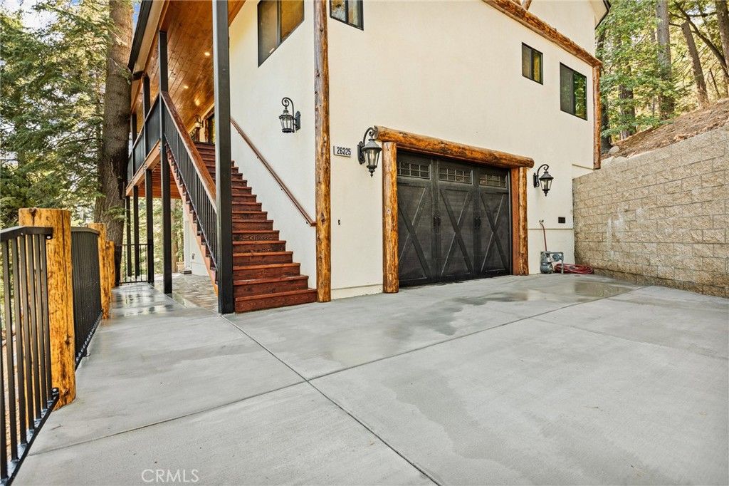 Image 26 of property listing at 26325 Jacqueline Rd, Twin Peaks, CA 92391