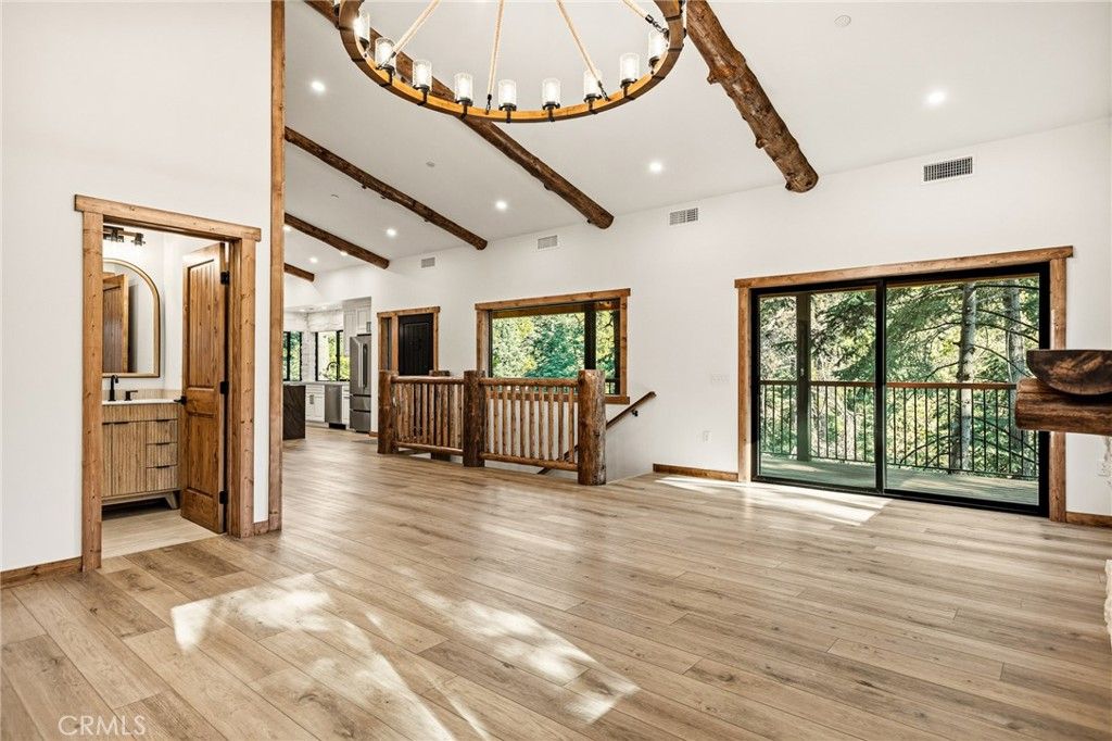 Image 33 of property listing at 26325 Jacqueline Rd, Twin Peaks, CA 92391