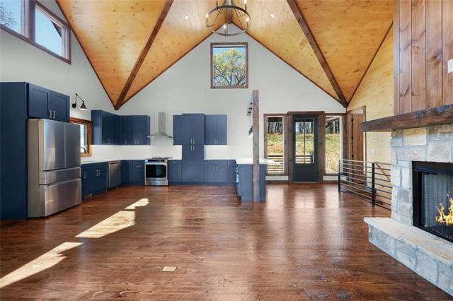 1038 BLUEBIRD Road, Mineral Bluff, GA 30559