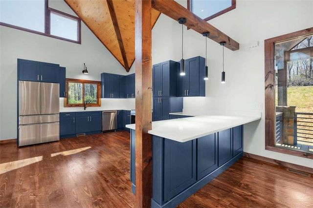 1038 BLUEBIRD Road, Mineral Bluff, GA 30559