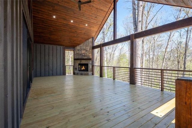 1038 BLUEBIRD Road, Mineral Bluff, GA 30559