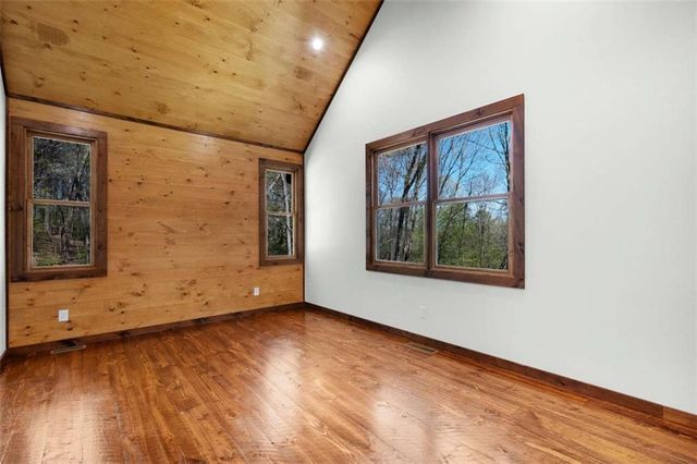 1038 BLUEBIRD Road, Mineral Bluff, GA 30559