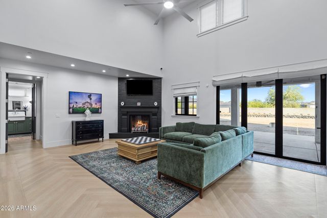 35816 N BELL Road, Queen Creek, AZ 85144