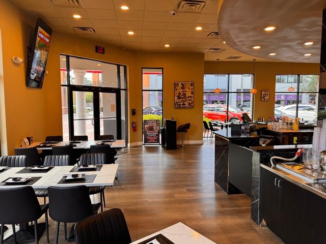 9664 W LINEBAUGH AVE, Tampa, FL 33626