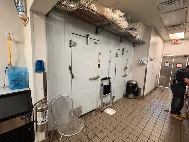 9664 W LINEBAUGH AVE, Tampa, FL 33626