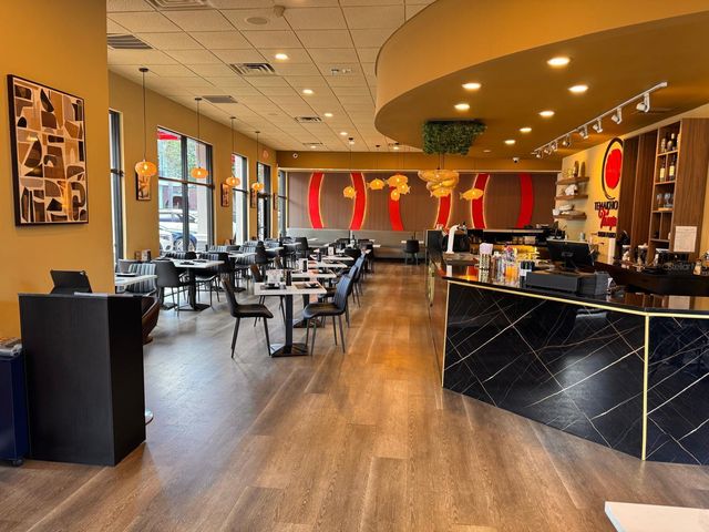 9664 W LINEBAUGH AVE, Tampa, FL 33626