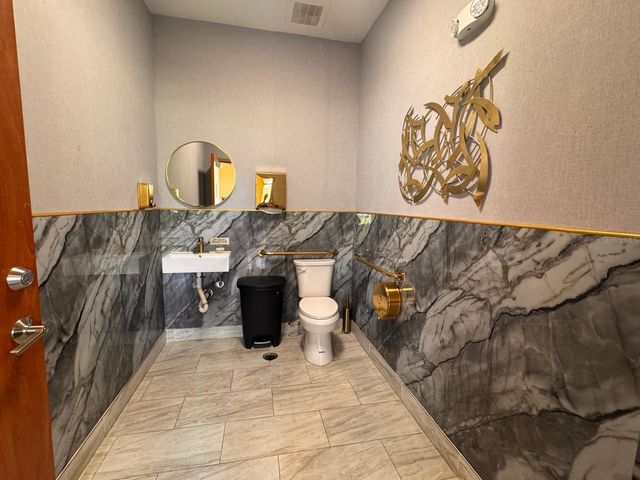 9664 W LINEBAUGH AVE, Tampa, FL 33626