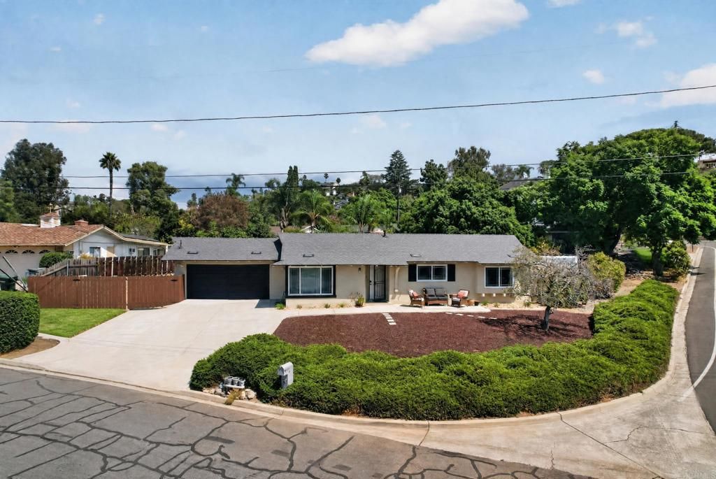 158 Lynmar Lane Lane, Vista, CA 92084 — exterior