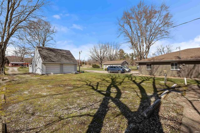 4415 N West Shafer Drive, Monticello, IN 47960