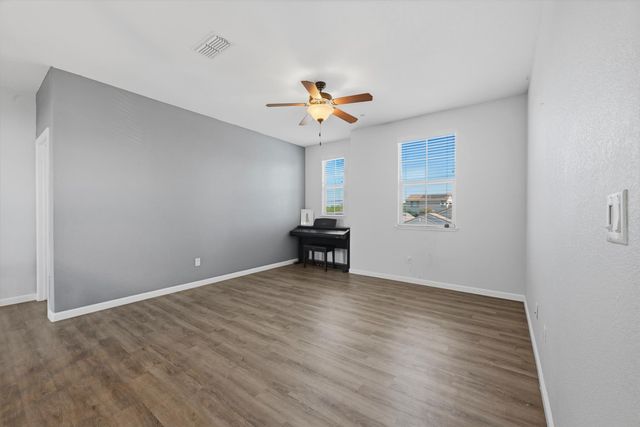 804 Berry Creek Dr, Rocklin, CA 95765