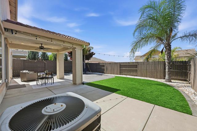 804 Berry Creek Dr, Rocklin, CA 95765