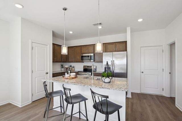 203 Martindale Ln, Clarksville, TN 37043
