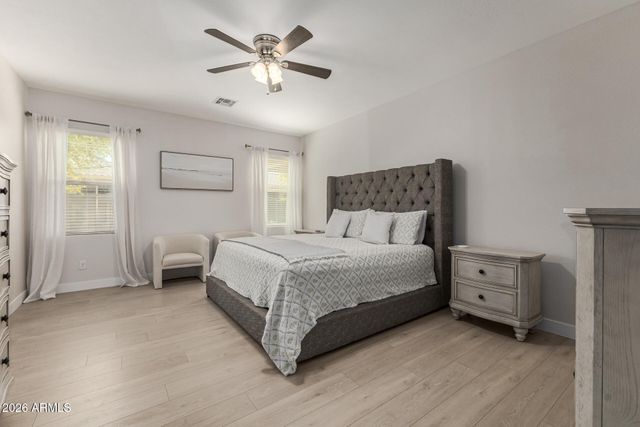 5735 W HUNTINGTON Drive, Laveen, AZ 85339