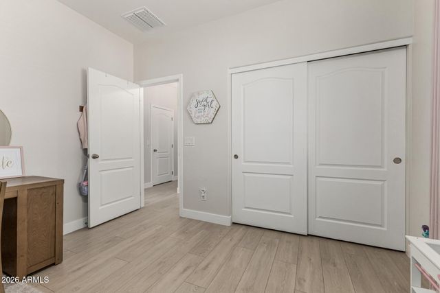 5735 W HUNTINGTON Drive, Laveen, AZ 85339