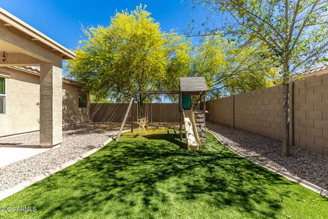 5735 W HUNTINGTON Drive, Laveen, AZ 85339