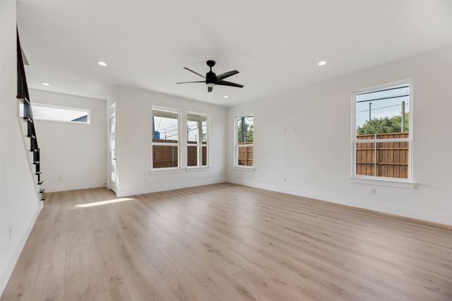 2326 Fairfax Drive, Irving, TX 75060