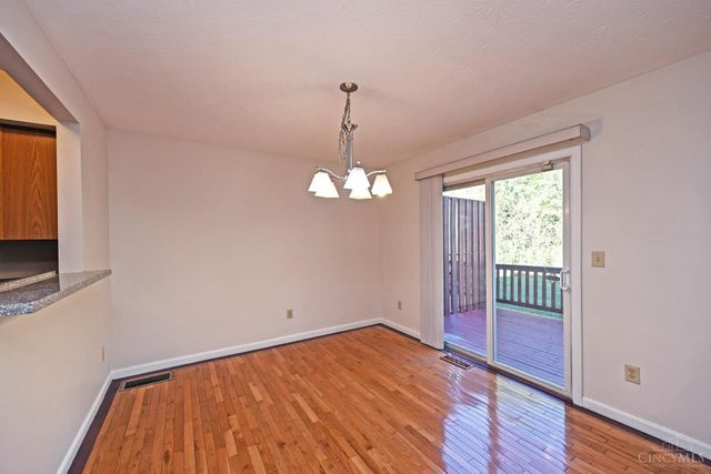 76 Glenwood Avenue, Cincinnati, OH 45217