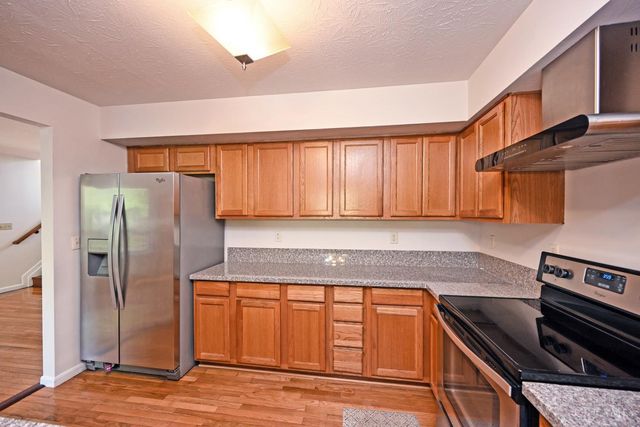 76 Glenwood Avenue, Cincinnati, OH 45217