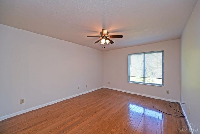 76 Glenwood Avenue, Cincinnati, OH 45217