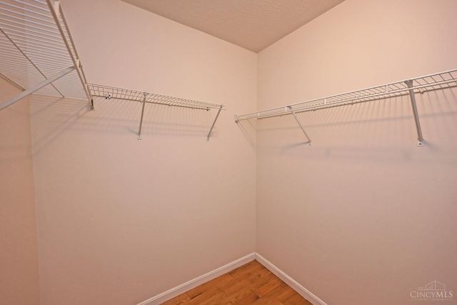 76 Glenwood Avenue, Cincinnati, OH 45217