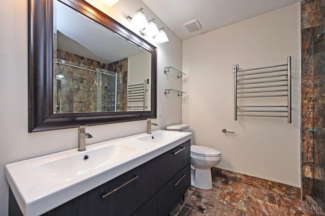 76 Glenwood Avenue, Cincinnati, OH 45217