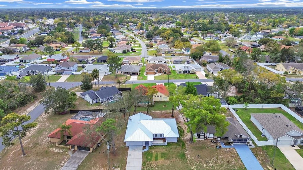 Image 3 of property listing at 10452 FORDHAM STREET, Spring Hill, FL 34608