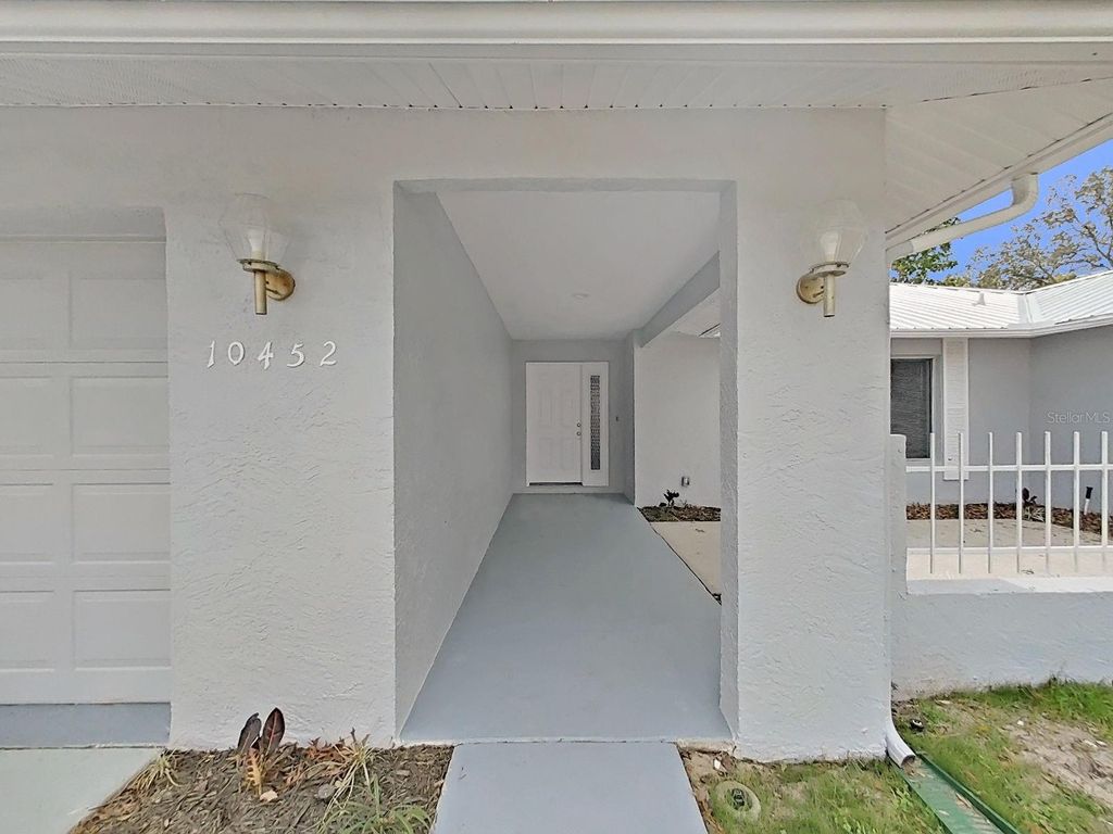 Image 4 of property listing at 10452 FORDHAM STREET, Spring Hill, FL 34608