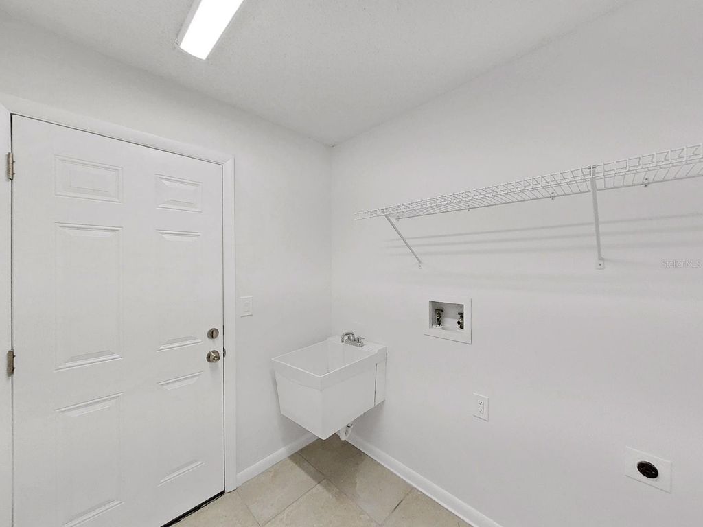 Image 38 of property listing at 10452 FORDHAM STREET, Spring Hill, FL 34608