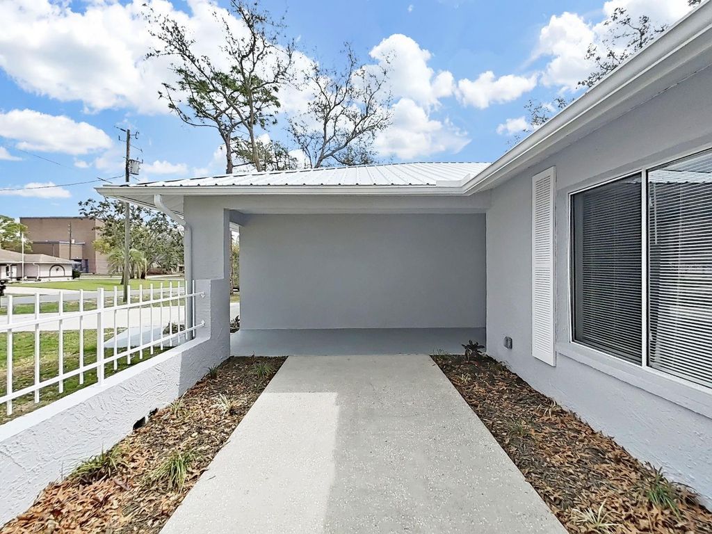 Image 7 of property listing at 10452 FORDHAM STREET, Spring Hill, FL 34608