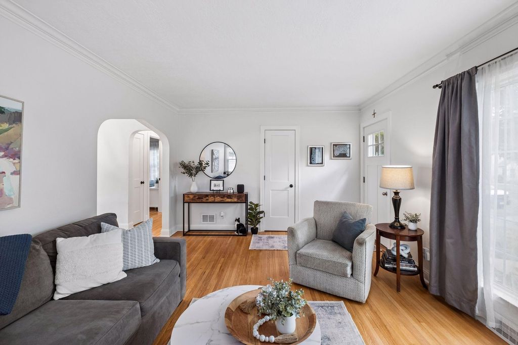 1581 Griggs Street N, Saint Paul, MN 55108 — photo 4