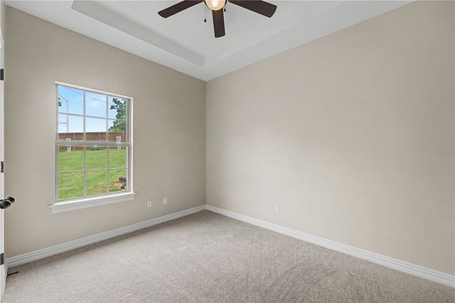 4281 N Meadow View Drive, Fayetteville, AR 72703
