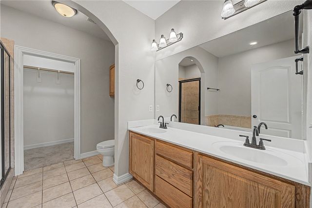 4281 N Meadow View Drive, Fayetteville, AR 72703