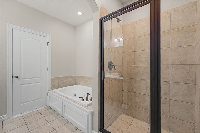 4281 N Meadow View Drive, Fayetteville, AR 72703