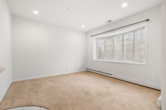 119 Francesca Way 119, Amityville, NY 11701