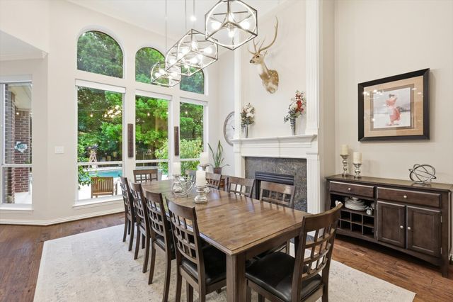 909 Chimney Hill Trail, Southlake, TX 76092