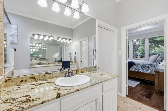 909 Chimney Hill Trail, Southlake, TX 76092