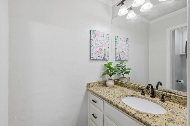 909 Chimney Hill Trail, Southlake, TX 76092