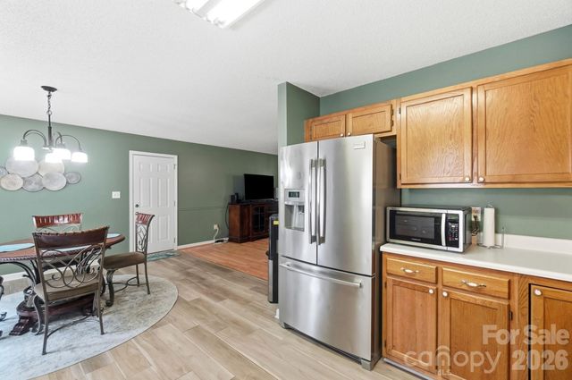1001 Highland Woods Drive, Kannapolis, NC 28083