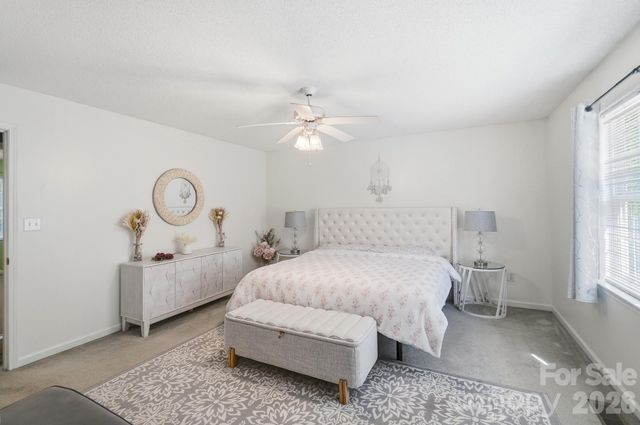 1001 Highland Woods Drive, Kannapolis, NC 28083