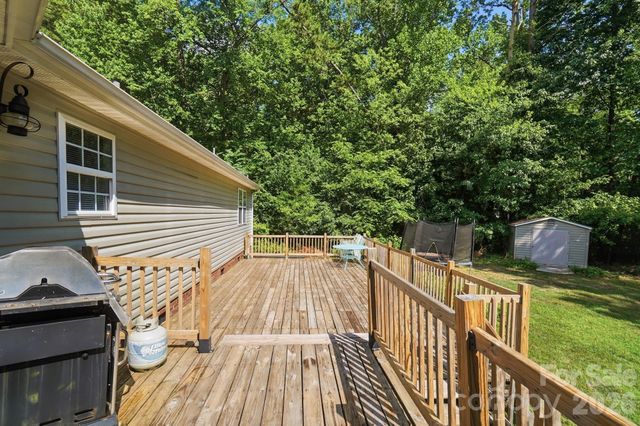 1001 Highland Woods Drive, Kannapolis, NC 28083