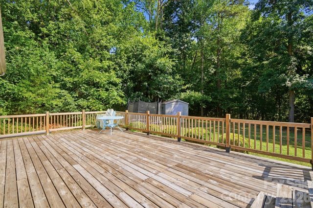 1001 Highland Woods Drive, Kannapolis, NC 28083