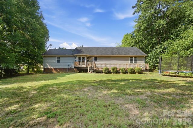 1001 Highland Woods Drive, Kannapolis, NC 28083