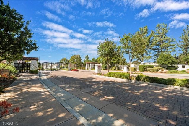 45405 Vanowen Lane, Temecula, CA 92592