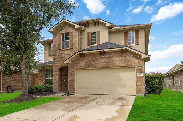 9859 Clanton Pines Drive, Humble, TX 77396