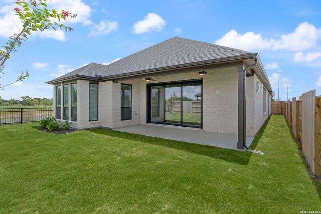 201 Farming Grove, Boerne, TX 78006